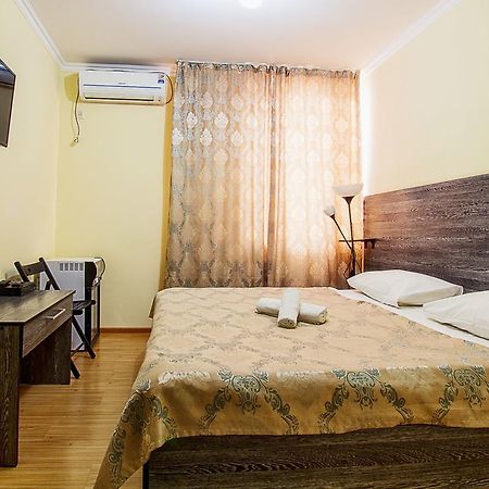 Hotel Bereket à Astana Extérieur photo